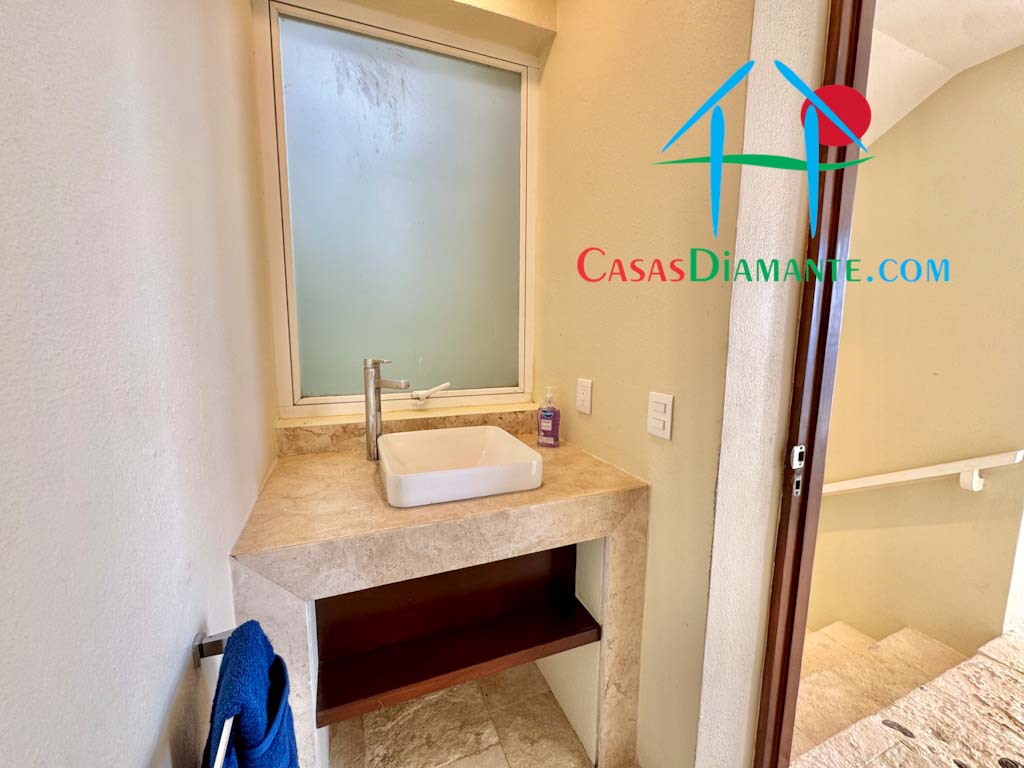 Real Diamante Casa Tierra - Baño de visitas 2